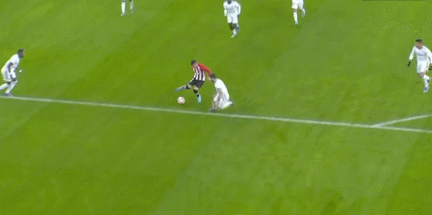 凯尔特人22记三分射穿太阳夺7连胜 塔图姆缺阵杜兰特三节30分投降